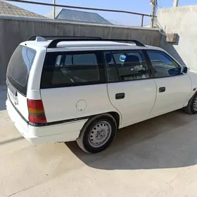 Opel Astra 1992