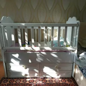 детская кроватка