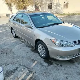Toyota Camry 2005