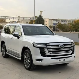 Toyota Land Cruiser 2023