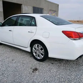 Toyota Avalon 2011