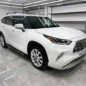 Toyota Highlander 2023