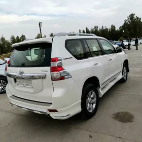 Toyota Land Cruiser Prado 2014