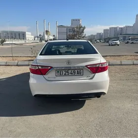 Toyota Camry 2016