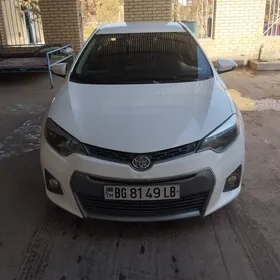 Toyota Corolla 2015