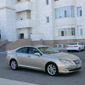 Lexus ES 350 2010