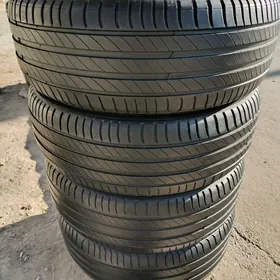 Michelin Primacy 4122