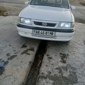 Opel Vectra 1990