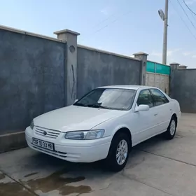 Toyota Camry 1998