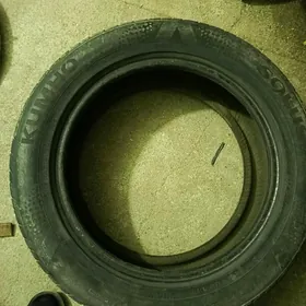 215 55 17 kumho korea