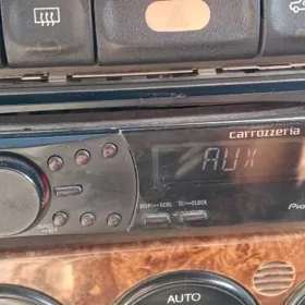 Pioneer carrozeia