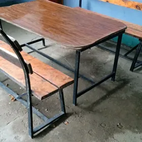 стол со скамейки