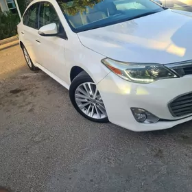 Toyota Avalon 2013