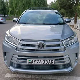 Toyota Highlander 2018