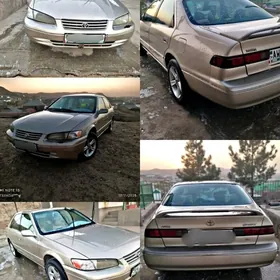 Toyota Camry 1998