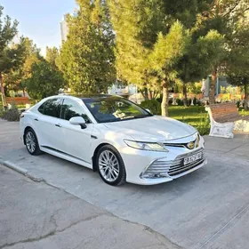 Toyota Camry 2022