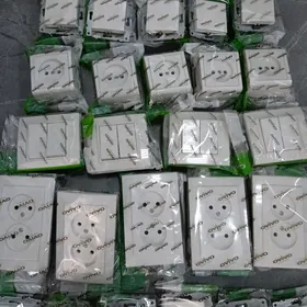 Razetka Cyra Tok shit Lampa