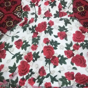 Платья нарядные