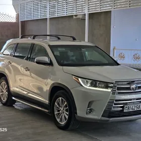 Toyota Highlander 2019
