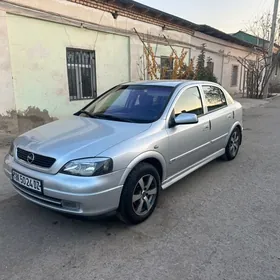 Opel Astra 2004