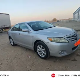 Toyota Camry 2010