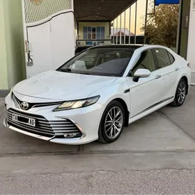 Toyota Camry 2022