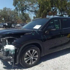 Toyota Highlander 2020