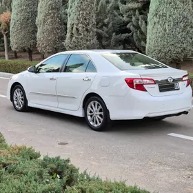 Toyota Camry 2012