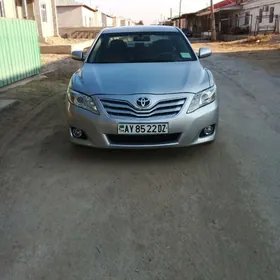 Toyota Camry 2010