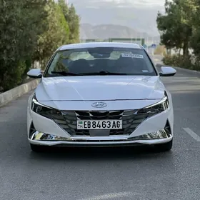 Hyundai Elantra 2021