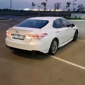 Toyota Camry 2020