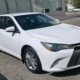 Toyota Camry 2017