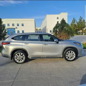 Toyota Highlander 2020