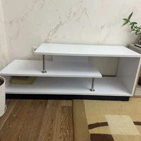 полка под телевизор