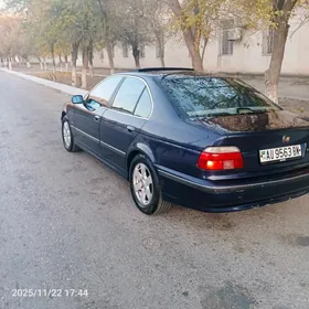 BMW E39 1998