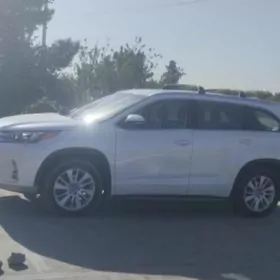 Toyota Highlander 2017