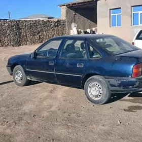Opel Vectra 1992
