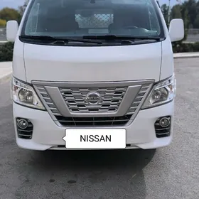 Nissan NV3500 2019