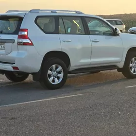 Toyota Land Cruiser Prado 2015