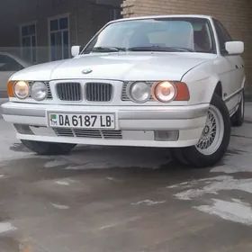 BMW 525 1990