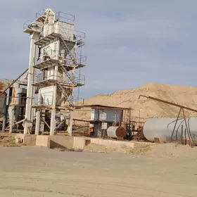 Asfalt zawot we drobilka