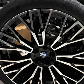 Bmw X5 X6 22lik original teker