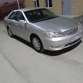 Toyota Camry 2005