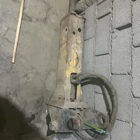 Traktor Abmoynik jsbinki