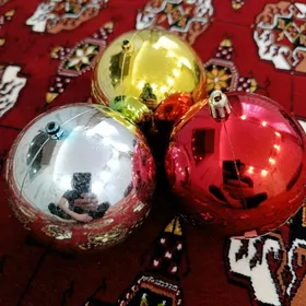 täze ýyl oýunjaklar