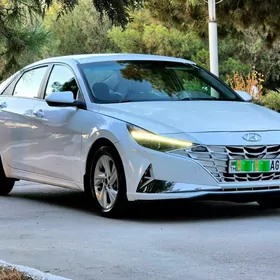 Hyundai Elantra 2021