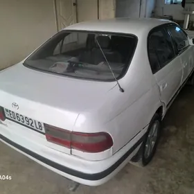 Toyota Corona 1993