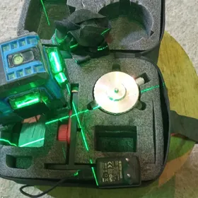 лазер уревен