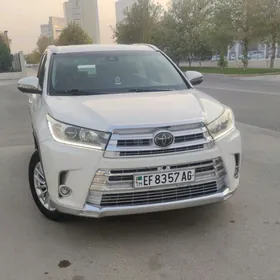 Toyota Highlander 2018