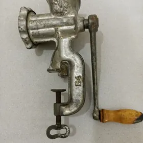 МЯСОРУБКА СОВЕТСКАЯ